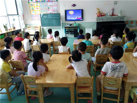 黃金99華府幼兒園 “濃濃金秋”慶中秋活動圓滿結(jié)束